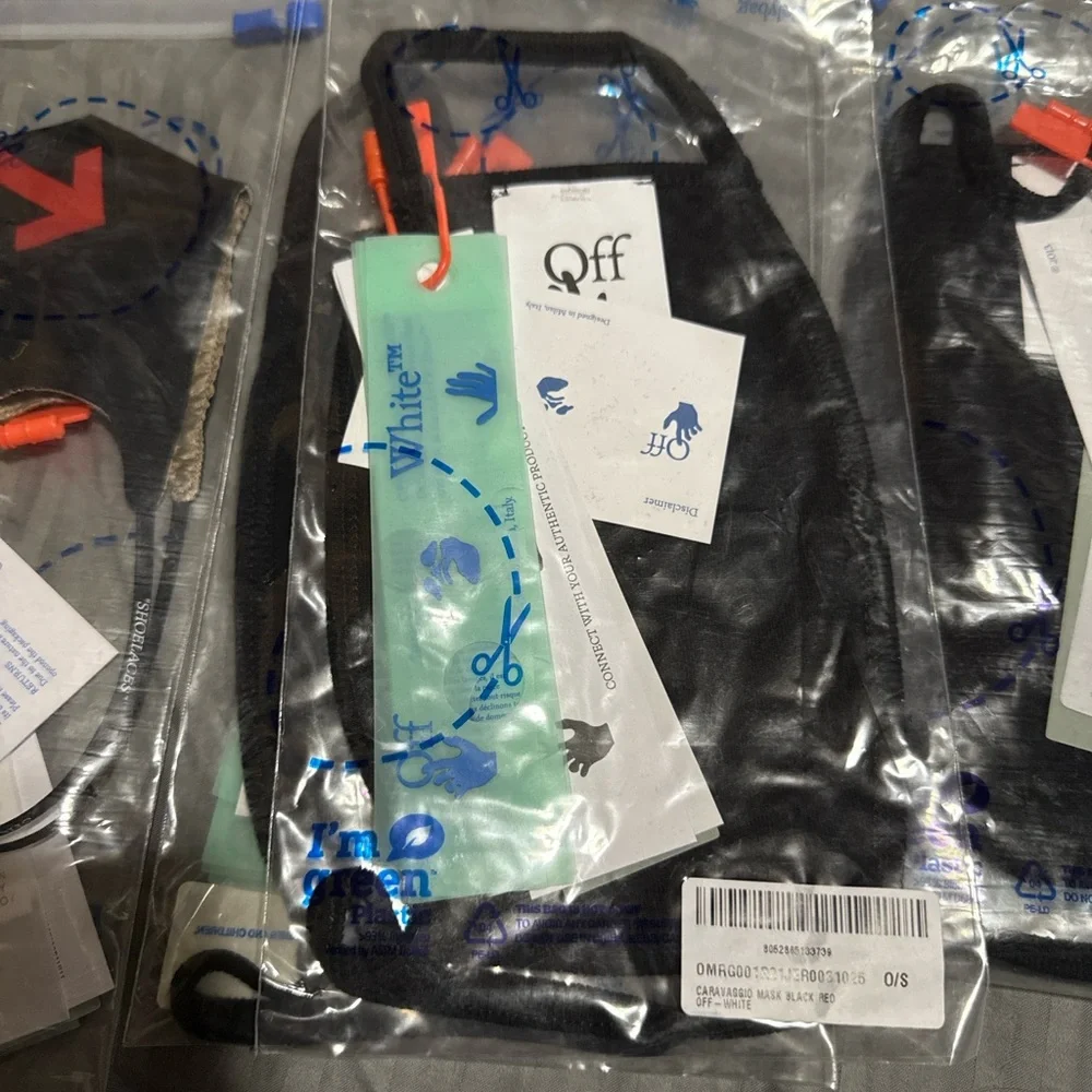 Off-White Black and White Mask